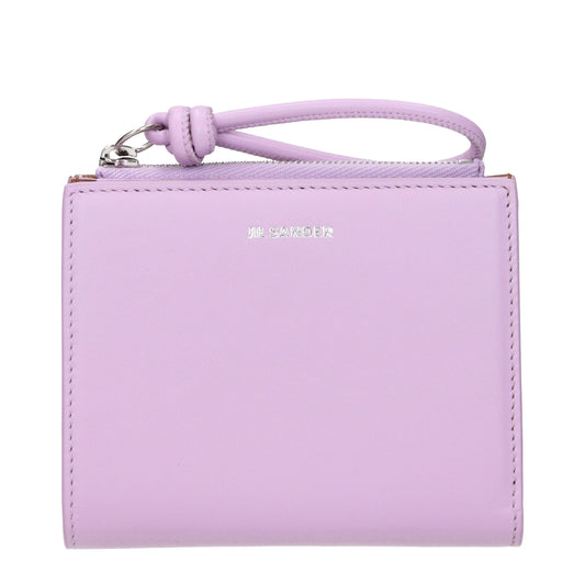 Wallet by Jil Sander for women in leather pink features a sleek silhouette, showcasing the sleek Leather Wallet design with sophisticated for a premium look.