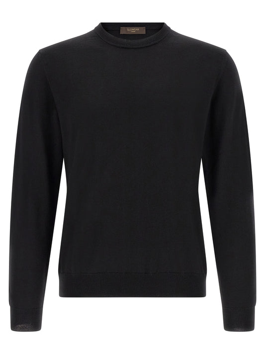 Cardigan by ZANONE for men in virgin wool black features a dramatic silhouette, showcasing a sophisticated and dramatic detail for a timeless, premium look.