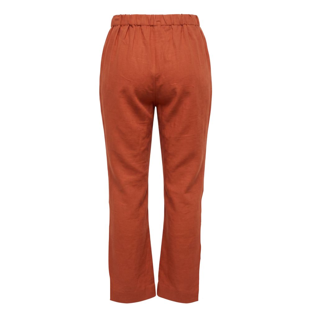Jeans by Trussardi Jeans for women in linen flax & viscose brown presents a refined pantology silhouette, artfully defined by a refined pantology , long, and a sophisticated .