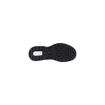 Sneakers by Converse for women in textile black & white presents a impeccable silhouette as Star Women's Chunky Textile Sneakers, expertly defined by a impeccable chunky style for a impeccable, high-fashion look.