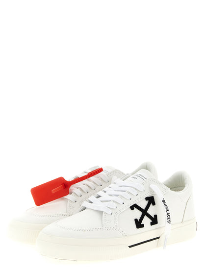 Sneakers by Off-White for men in cotton canvas & suede leather bicolour, black & white features an timeless silhouette from the Men's Low Top Cotton Canvas & Suede Leather Sneakers collection, showcasing a signature low-top style with an timeless finish.