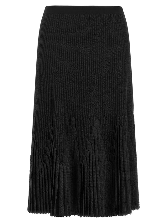 Skirt by Elisabetta Franchi for women in polyamide polyester viscose black & patterned features an relaxed-yet-refined silhouette that elegantly showcases the Flow Women's Pleated Polyamide Polyester Viscose Skirt design and sophisticated midi.
