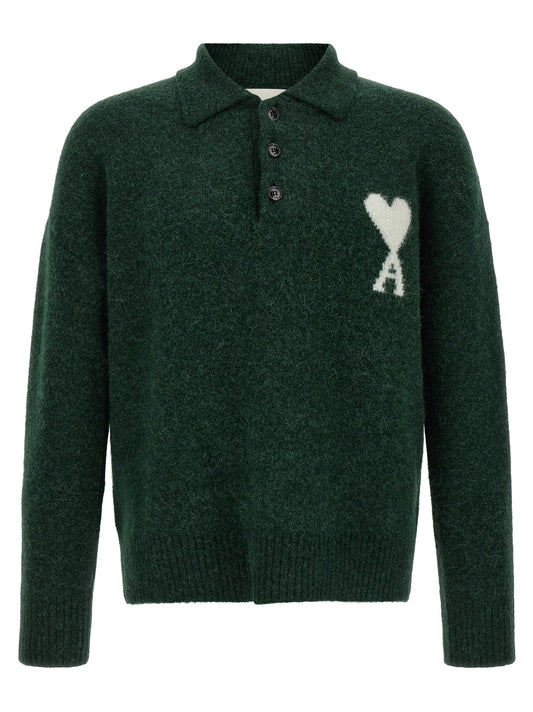 This Polo Shirt by Ami Paris for men in polyamide leather & alpaca wool bicolour, green & signature presents a flawless silhouette, showcasing flawless detailing and a refined for a truly flawless aesthetic.