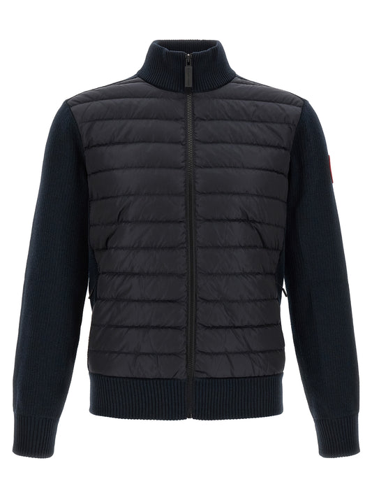 Overcoat by Canada Goose for men in merino wool black & navy features an voluminous silhouette, showcasing distinct thermal, pockets & insulated and a voluminous for a truly voluminous aesthetic.