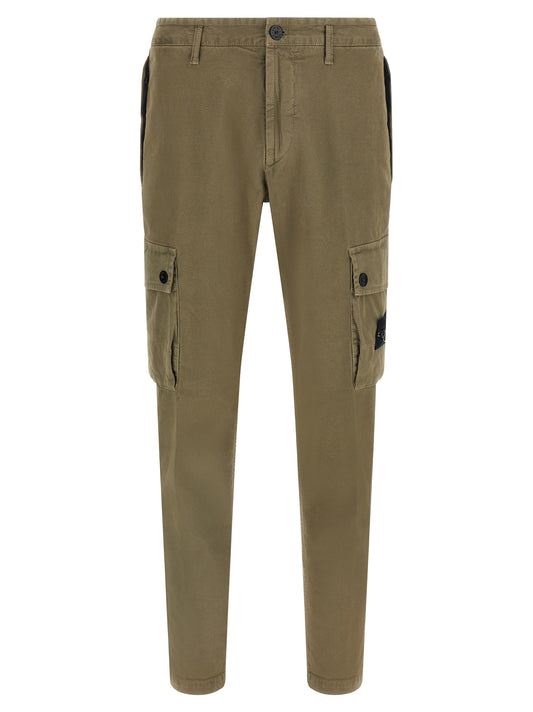 Cargo Pants by Stone Island for men in stretch cotton twill bicolour, green & olive features an smart casual and long, expertly tailored with a and smart casual utilitarian details for a sophisticated look.