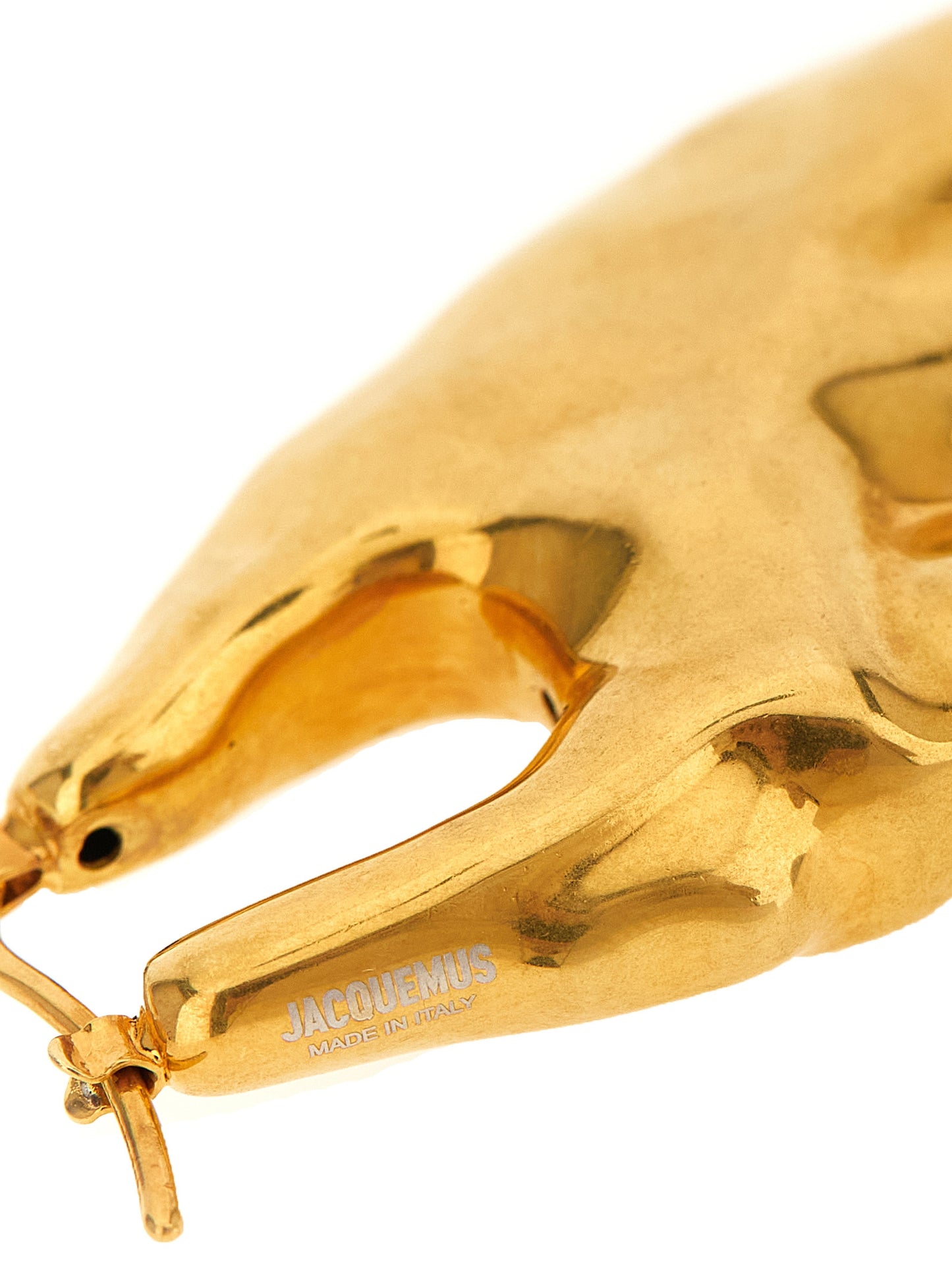 Earrings by Jacquemus for women in nappa lamb leather & cotton copper & gold presents a resplendent silhouette, artfully capturing the essence of the Play Women's Gold Brass & Copper Earrings with a resplendent for a sophisticated look.
