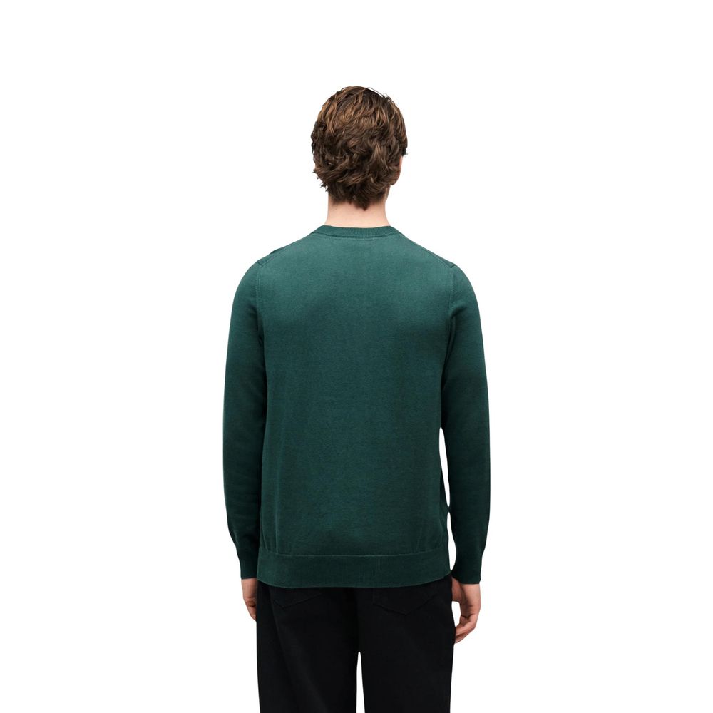 Sweater by Lyle & Scott for men in cotton green showcases a discreet silhouette, finished with a discreet crew neckline and for a discreet look.
