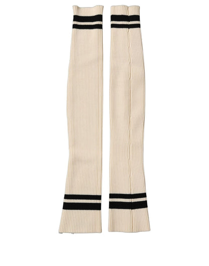 These Socks by Dolce & Gabbana for women in nylon & virgin wool black, cream & striped present a utilitarian silhouette from the Women's Nylon & Virgin Wool Socks collection, offering a utilitarian fit and refined aesthetic.