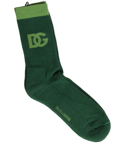 These Socks by Dolce & Gabbana for women in nylon cotton & calf leather green & jacquard present a utilitarian silhouette from the Women's Nylon Cotton & Calf Leather Socks collection, offering a utilitarian fit and refined aesthetic.