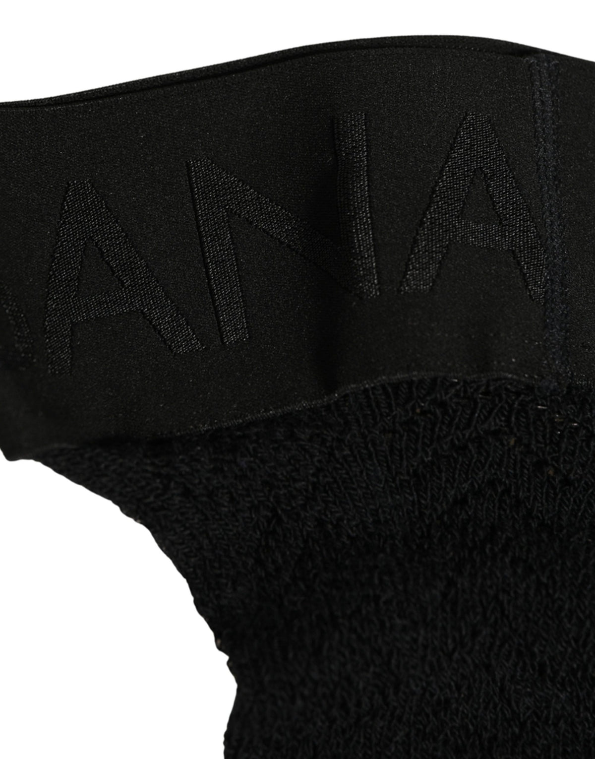 These Socks by Dolce & Gabbana for women in calf leather nylon & wool black present a utilitarian silhouette from the Women's Calf Leather Nylon & Wool Socks collection, offering a utilitarian fit and refined aesthetic.