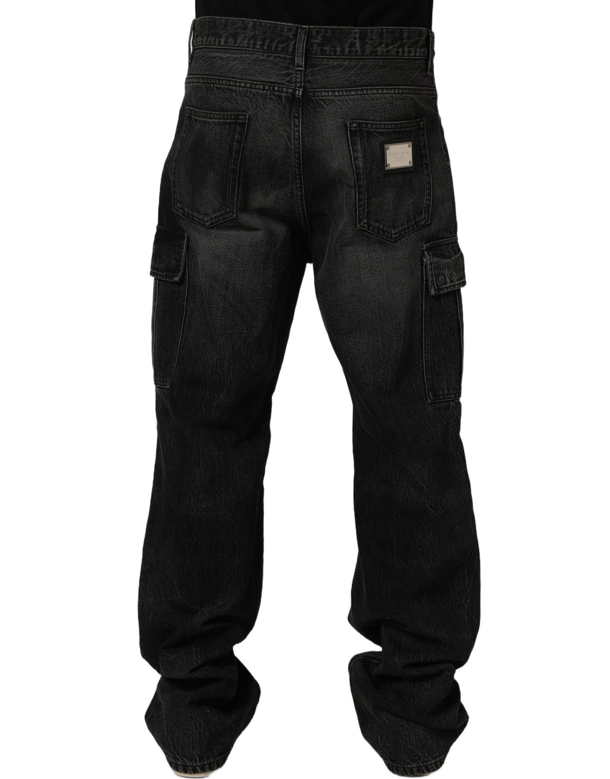 Jeans by Dolce & Gabbana for men in denim cotton dark-gray & signature features an sartorial relaxed-fit & wide and long with a cut for a sartorial finish.