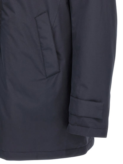 This Hooded Parka by Herno for men in polyester nylon & goose-down blue presents a utilitarian silhouette, meticulously detailed with water-resistant, windproof, hooded & insulated and a utilitarian for a sophisticated, weather-ready look.