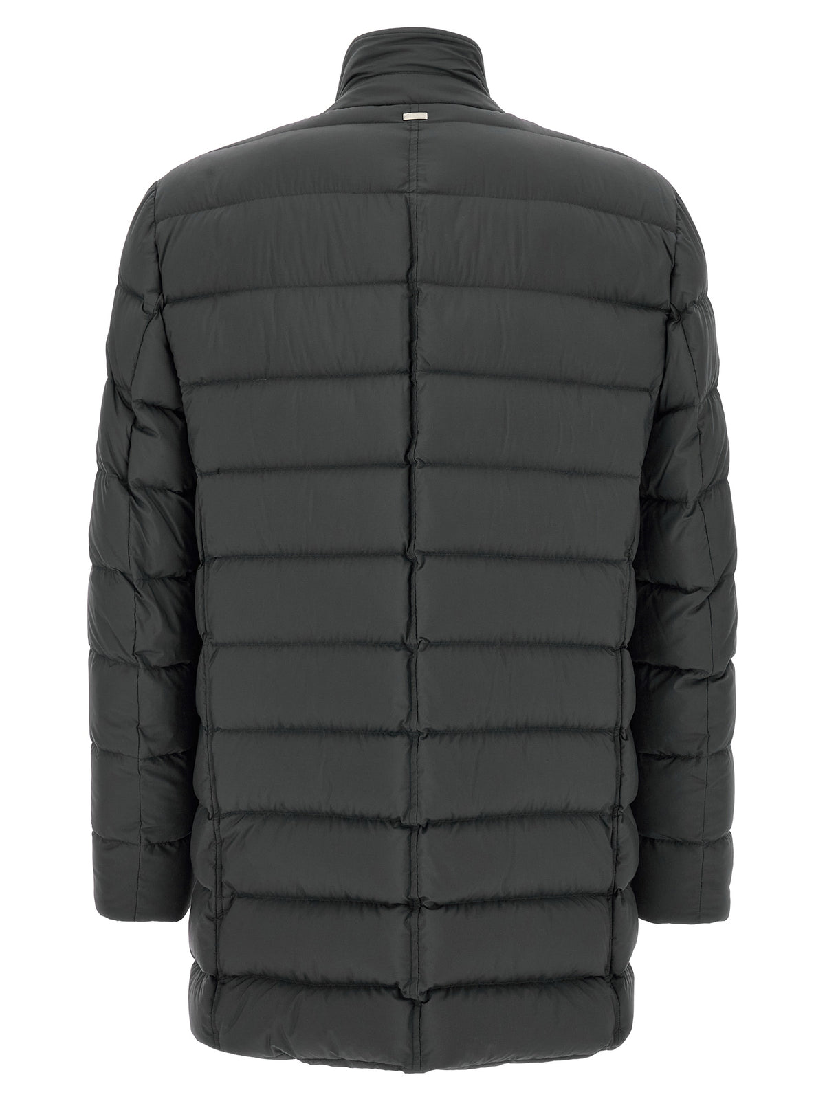This Puffer Jacket by Herno for men in nylon gray exhibits a edgy silhouette, meticulously detailed with functional water-resistant, windproof, pockets & insulated and a edgy high-neck neckline for a edgy finish.