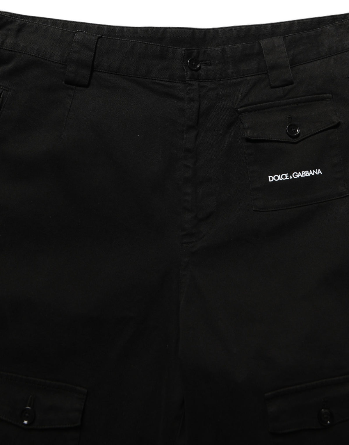 Cargo Shorts by Dolce & Gabbana for men in stretch cotton black & white features an utilitarian design, highlighting a utilitarian regular-fit and short cut with a comfortable mid rise for a sophisticated, premium look.