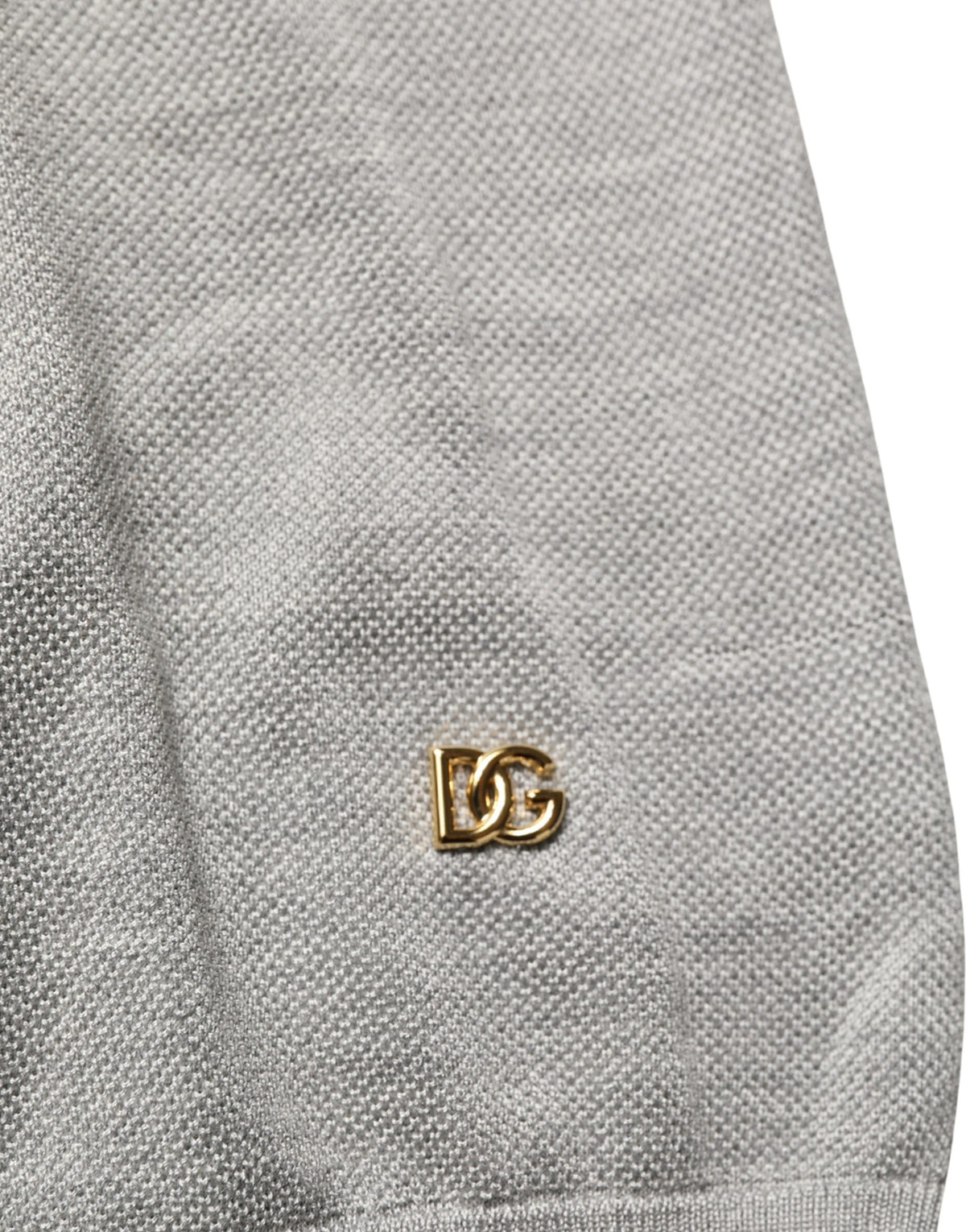 T-Shirt by Dolce & Gabbana for men in nylon & silk gray showcases a chic silhouette, artfully detailed with a chic crew neckline and short-sleeve for a chic finish.