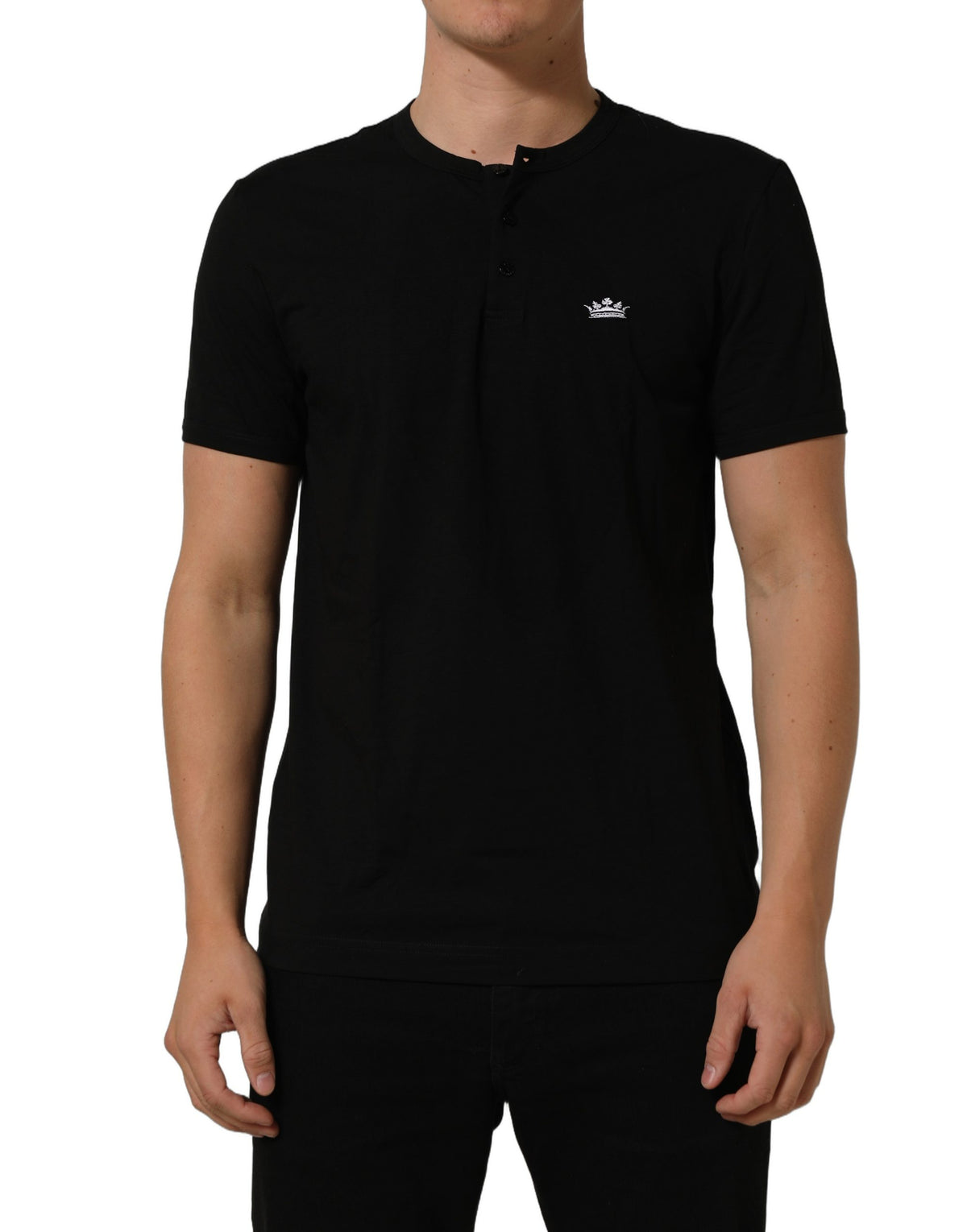 T-Shirt by Dolce & Gabbana for men in stretch cotton black showcases a dramatic silhouette, elegantly detailed with a dramatic and for a truly dramatic finish.