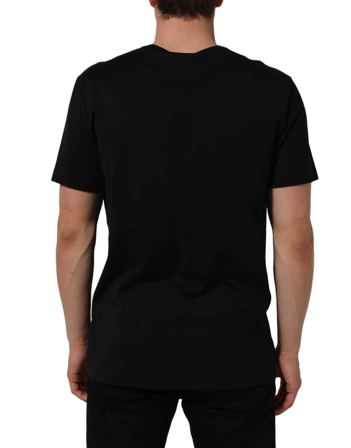 T-Shirt by Dolce & Gabbana for men in cotton black showcases a unassuming silhouette, artfully detailed with a refined and unassuming for a sophisticated, contemporary look.