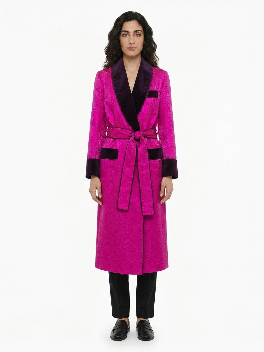 Cape by Dolce & Gabbana for women in polyester rayon & viscose pink presents a cosy chic silhouette, meticulously detailed with distinctive and a sophisticated wrap neckline for a truly cosy chic finish.
