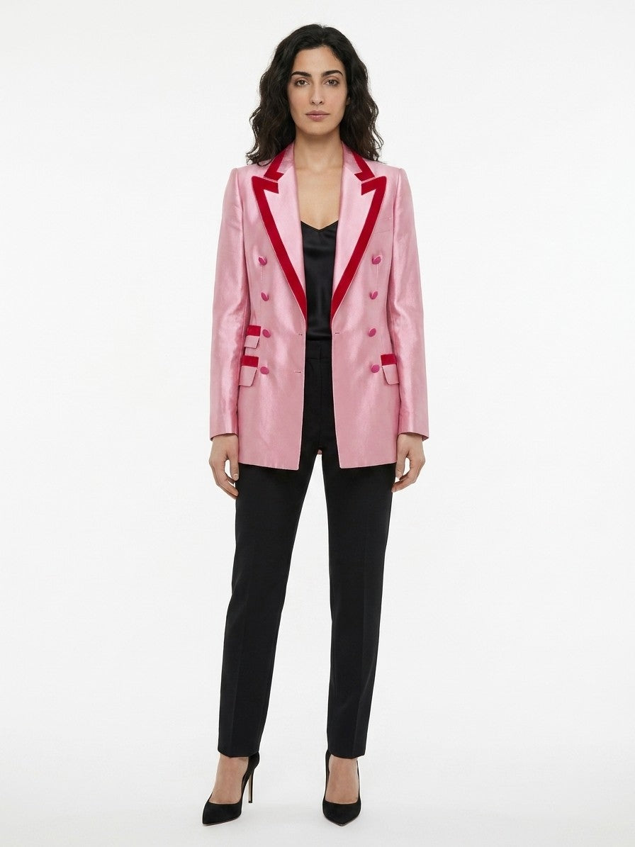 Blazer by Dolce & Gabbana for women in polyamide cotton silk & wool pink features an sartorial silhouette, showcasing a sophisticated and sartorial for a truly sartorial finish.