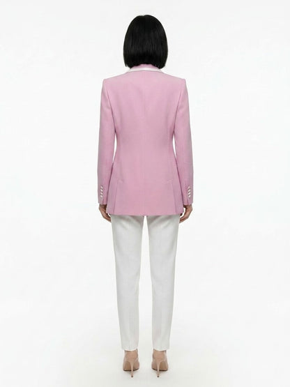 Blazer by Dolce & Gabbana for women in silk & wool pink showcases a polished silhouette, highlighted by a refined and polished for a sophisticated finish.
