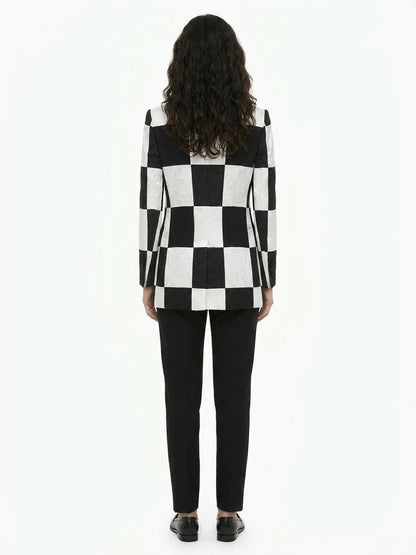 Blazer by Dolce & Gabbana for women in polyester cotton viscose & silk multicolor showcases a discerning silhouette, elegantly detailed with a sophisticated and premium for a truly discerning finish.
