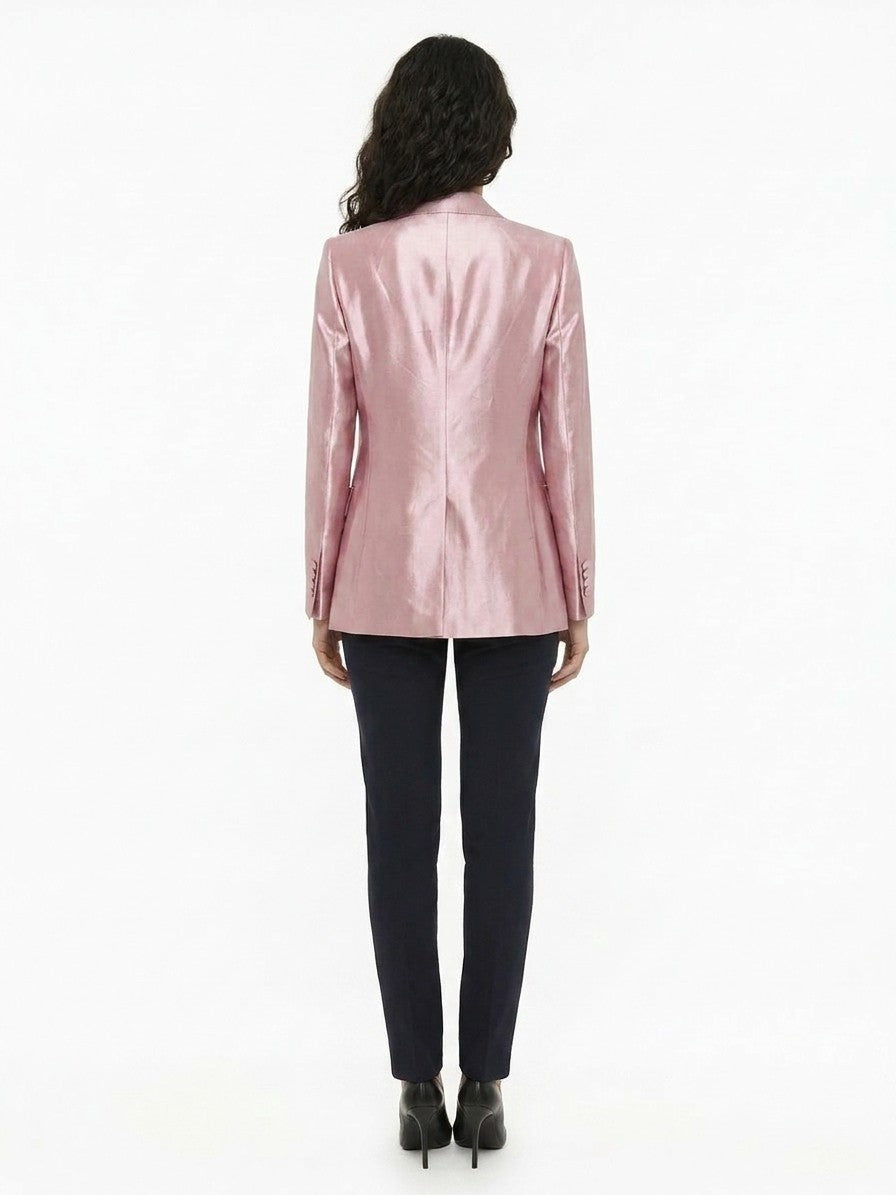 Blazer by Dolce & Gabbana for women in silk pink features an stylish silhouette, showcasing a sophisticated and stylish for a truly stylish finish.