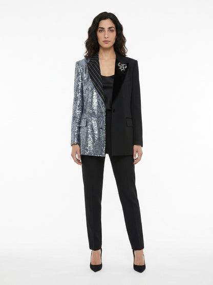 Blazer by Dolce & Gabbana for women in virgin wool silk cotton & polyester blue presents a distinguished silhouette, detailed with a distinguished and distinctive for a truly sophisticated finish.