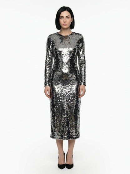 Dress by Dolce & Gabbana for women in polyamide polyester cotton & silk silver features an magnificent silhouette, artfully detailed with a magnificent and long-sleeve that flows into an magnificent midi.