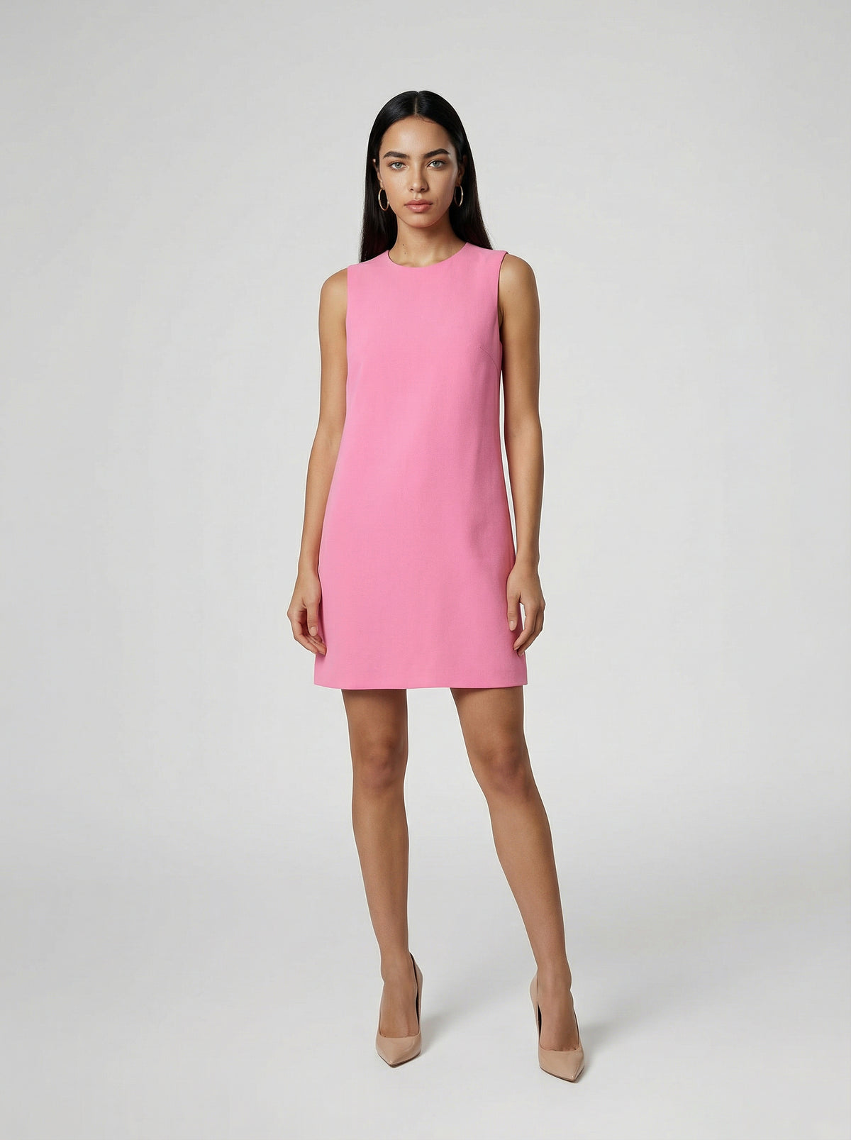 Dress by Dolce & Gabbana for women in silk viscose & acetate pink features an eye catching silhouette with a sophisticated , elegant sleeveless, and a refined short for a eye catching aesthetic.