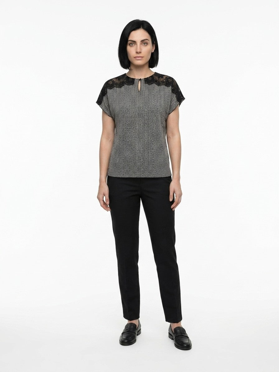 T-Shirt by Dolce & Gabbana for women in polyamide silk viscose blue showcases a dramatic silhouette, elegantly detailed with a dramatic and for a truly dramatic finish.