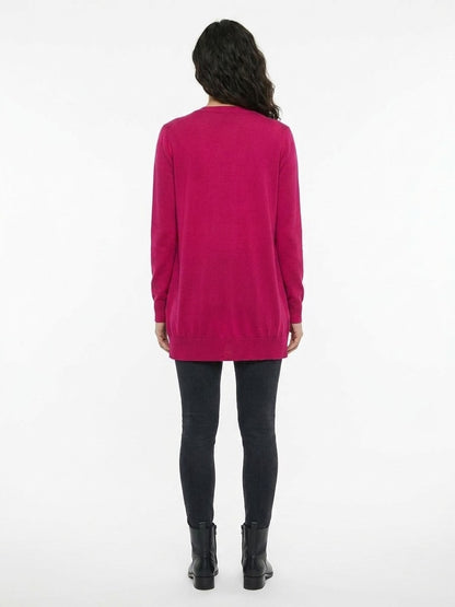 Cardigan by Dolce & Gabbana for women in silk pink presents a textural silhouette, artfully finished with a textural and for a sophisticated, textural look.