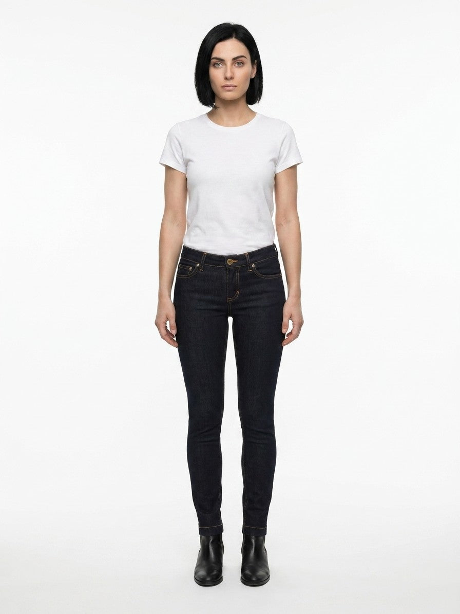 Jeans by Dolce & Gabbana for women in stretch denim cotton blue features an sartorial skinny and long with a cut for a sartorial finish.