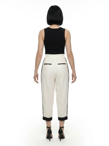 Casual Pants by Dolce & Gabbana for women in virgin wool white features an refined tailoring silhouette, showcasing a premium with a and long cut for a refined tailoring look.