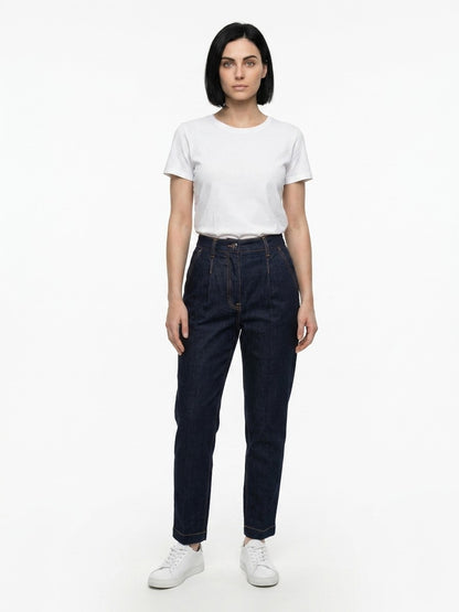 Jeans by Dolce & Gabbana for women in stretch denim cotton navy presents a tailored silhouette, showcasing a tailored straight-leg and long cut with a refined for a truly tailored aesthetic.