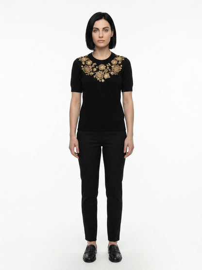 Sweater by Dolce & Gabbana for women in cashmere black showcases an masterful silhouette, artfully detailed with a masterful round neckline and for a sophisticated, premium finish.