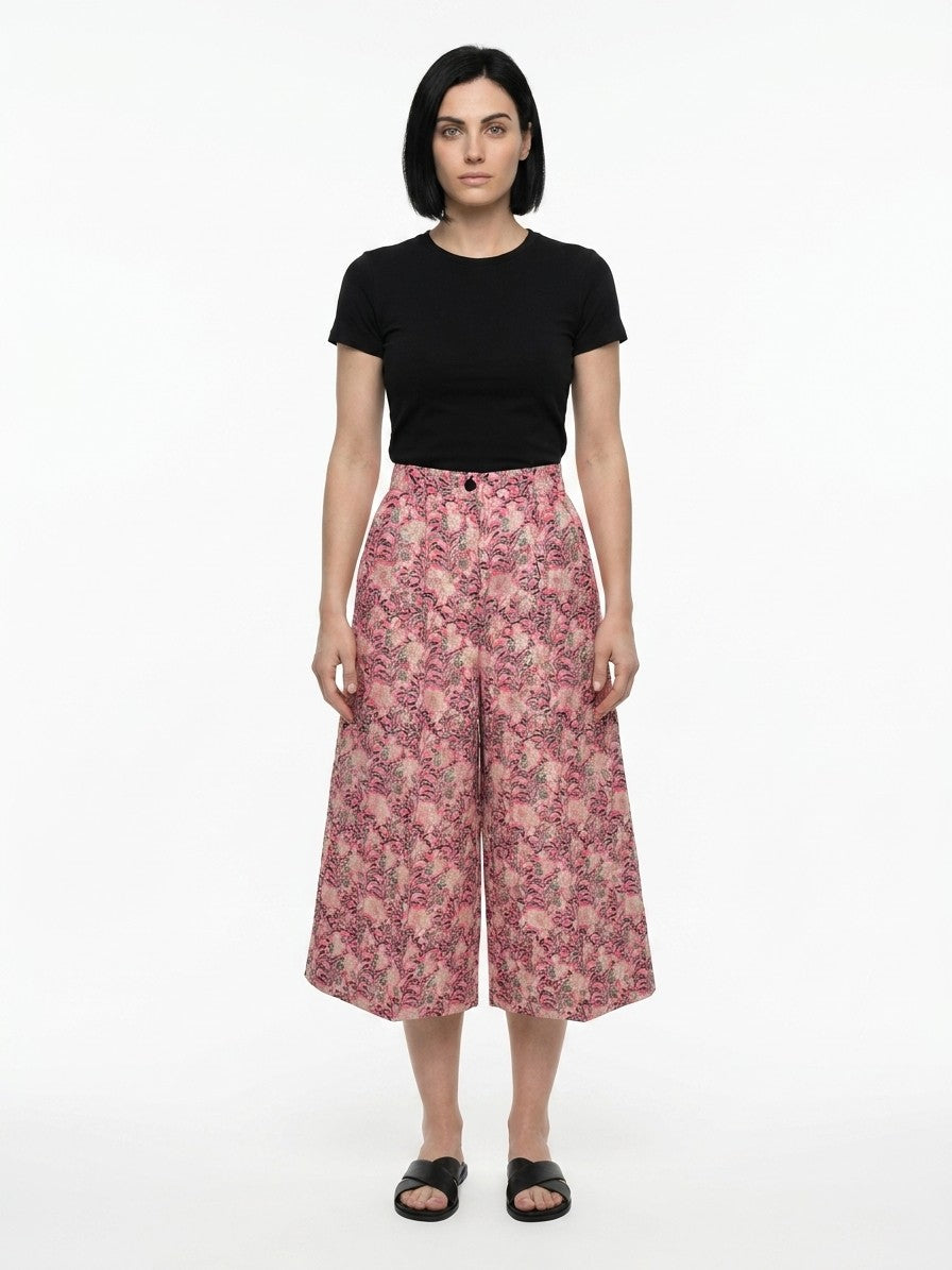 Casual Pants by Dolce & Gabbana for women in cotton polyester multicolor features a polished silhouette with a polished , reaching a polished long and finished with a polished .