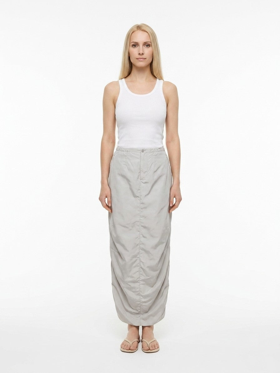 Skirt by Dolce & Gabbana for women in polyamide & silk gray features a sublime silhouette, showcasing the sublime design of the Women's Polyamide & Silk Long Skirt in a sophisticated long.