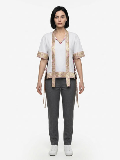 T-Shirt by Dolce & Gabbana for women in canvas & wool white features an edgy silhouette, meticulously detailed with a sophisticated and for a truly edgy finish.