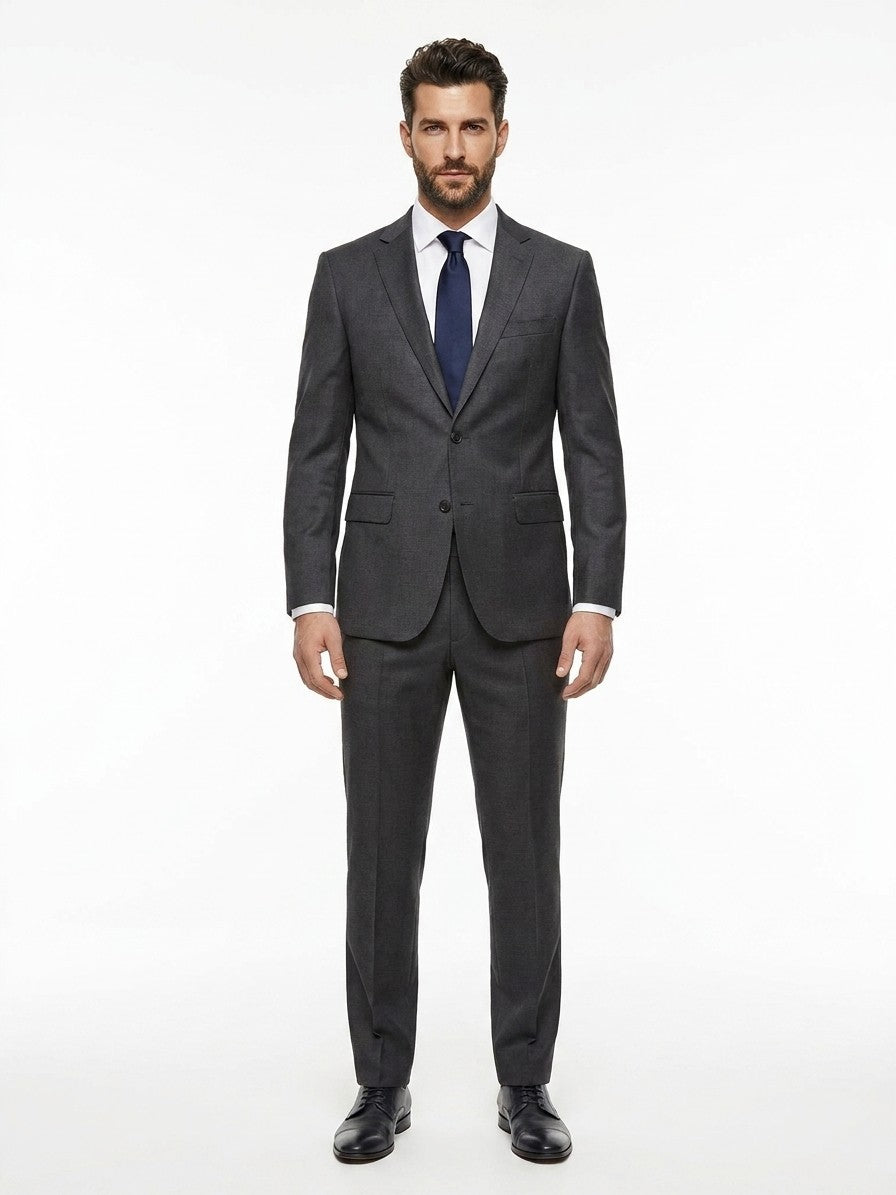 Necktie by Givenchy for men in silk blue features a distinguished silhouette, perfectly showcasing the distinguished details of Gala Silk Necktie.