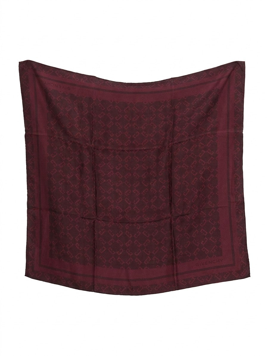 Pocket Square by Givenchy for men in silk burgundy features a distinguished design that beautifully showcases the signature elegance of Silk Pocket Square.