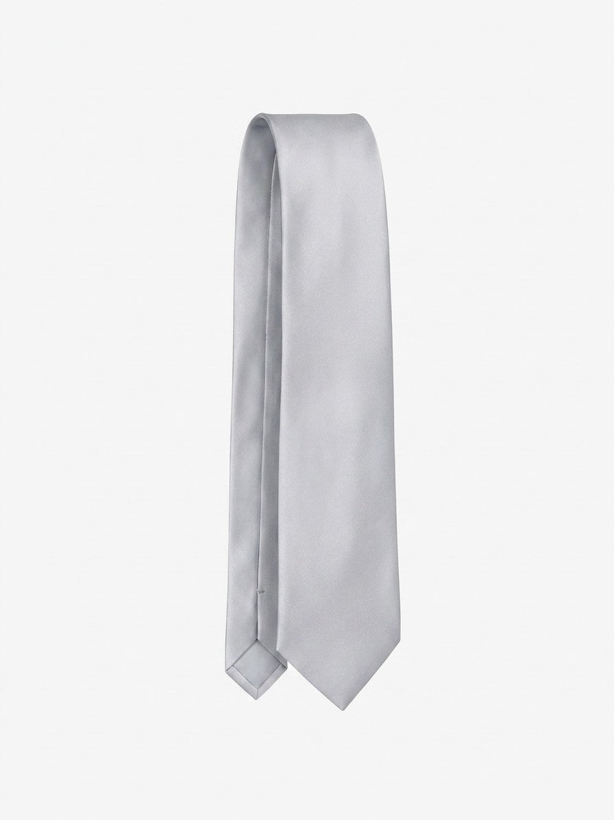 Necktie by Givenchy for men in silk bicolour features a distinguished silhouette, artfully capturing the essence of the distinguished Silk Necktie design for a sophisticated look.