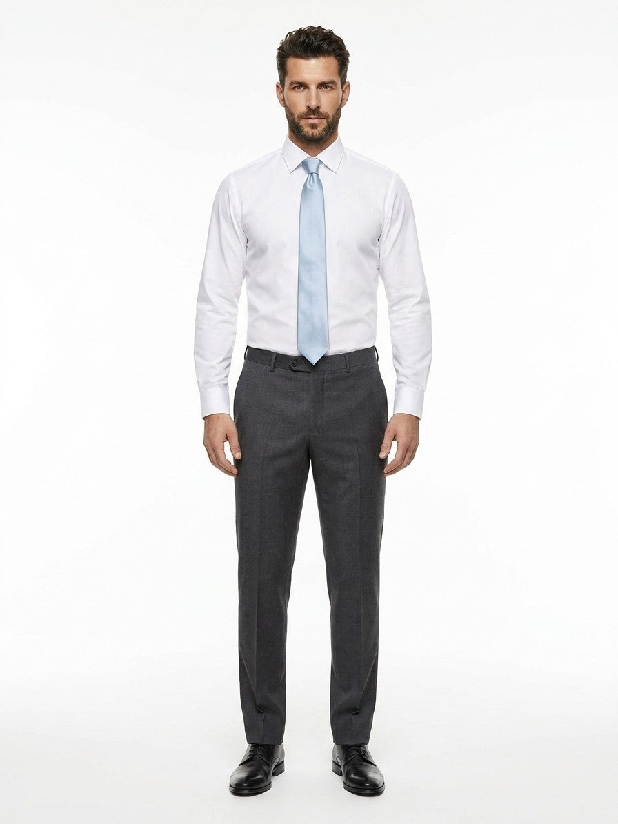 This Necktie by Givenchy for men in silk bicolour presents a effortless chic silhouette from the Silk Necktie collection, offering a effortless chic finish for a truly effortless chic look.