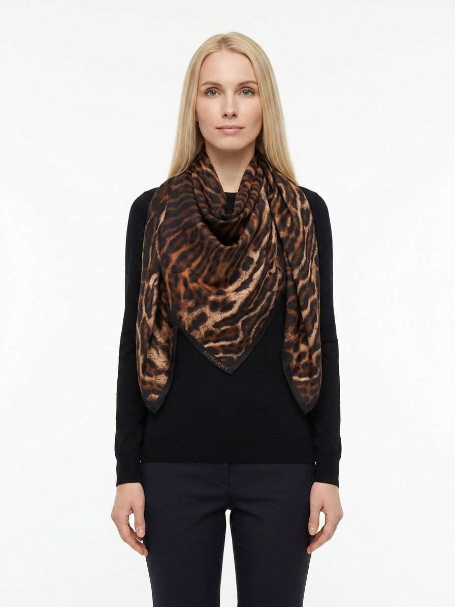Scarf by Givenchy for women in silk multicolor showcases a on trend silhouette, artfully capturing the on trend essence of the Silk Square Scarf design with a sophisticated finish.