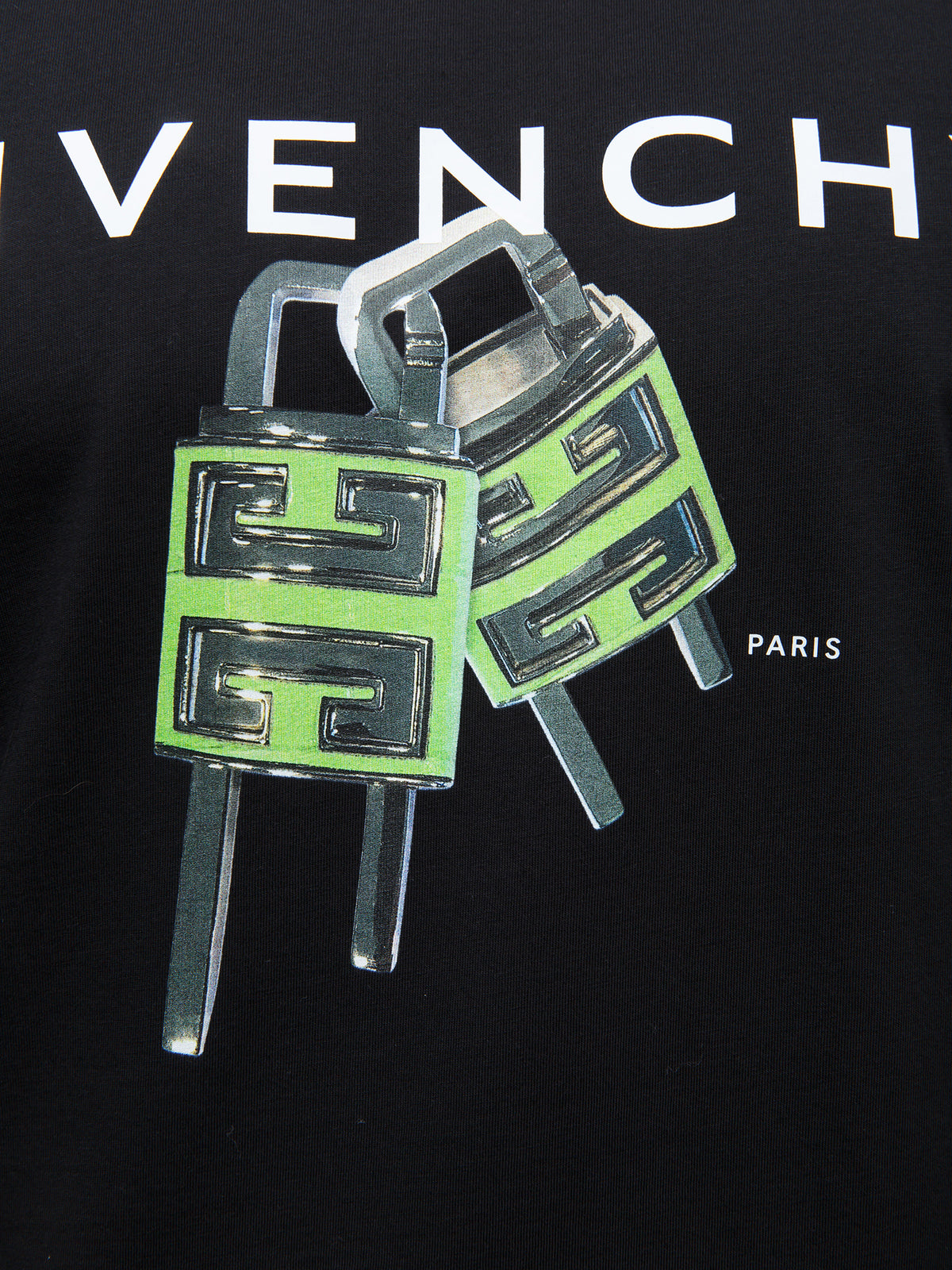 T-Shirt by Givenchy for men in cotton black showcases a fashionable silhouette, elegantly detailed with a fashionable and for a sophisticated, high-fashion look.