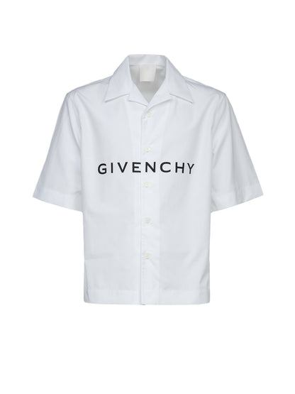 Shirt by Givenchy for men in cotton bicolour showcases a sleek silhouette, elegantly detailed with a sleek and short-sleeve for a sleek finish.