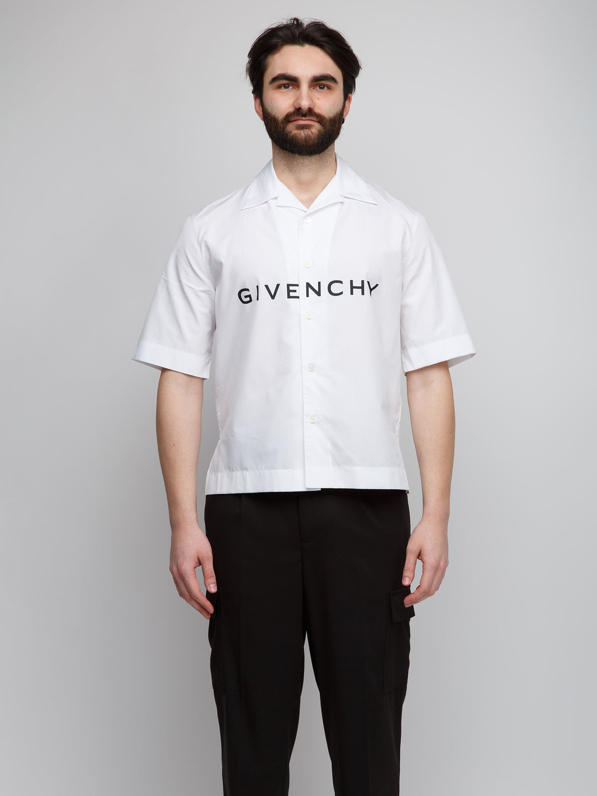 Shirt by Givenchy for men in cotton bicolour features an polished silhouette, showcasing a sophisticated and detail for a truly polished finish.