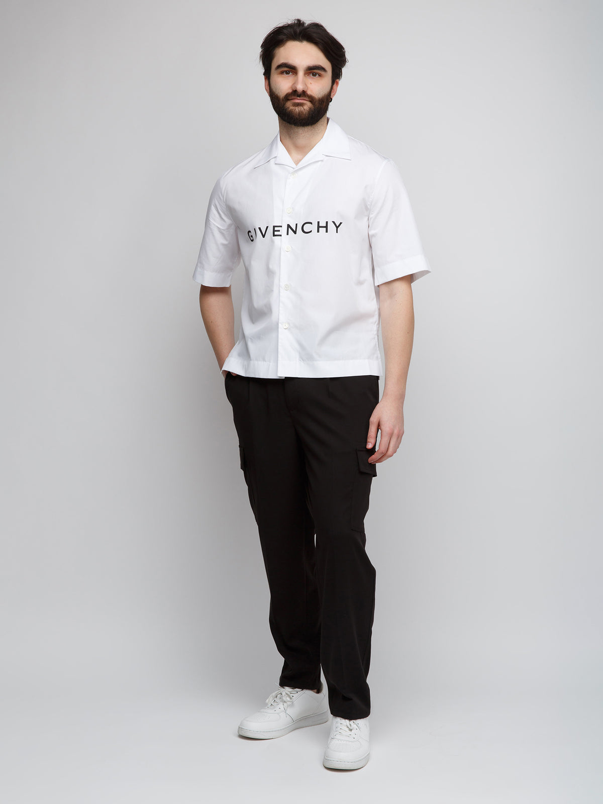 Shirt by Givenchy for men in cotton bicolour features an architectural silhouette with a refined and elegant for a architectural look.