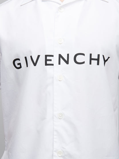 Shirt by Givenchy for men in cotton bicolour showcases a sublime silhouette, artfully detailed with a sublime and for a sophisticated, sublime finish.