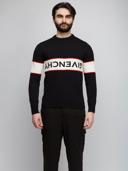 Sweatshirt by Givenchy for men in cotton black features an magnificent silhouette, showcasing a sophisticated and detail for a truly magnificent finish.