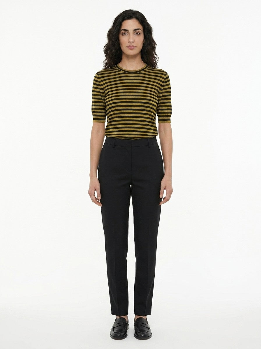 T-Shirt by Dolce & Gabbana for women in cashmere wool multicolor features a plush silhouette, showcasing a sophisticated and for a truly plush finish.